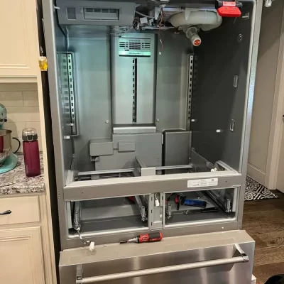 Freestanding Ice Makers6